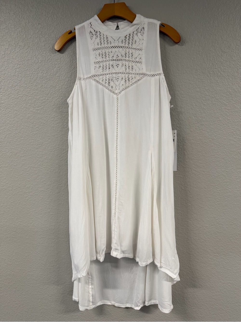 O'Neill White High-Low Crochet Trim Dress - Picture 5 of 12